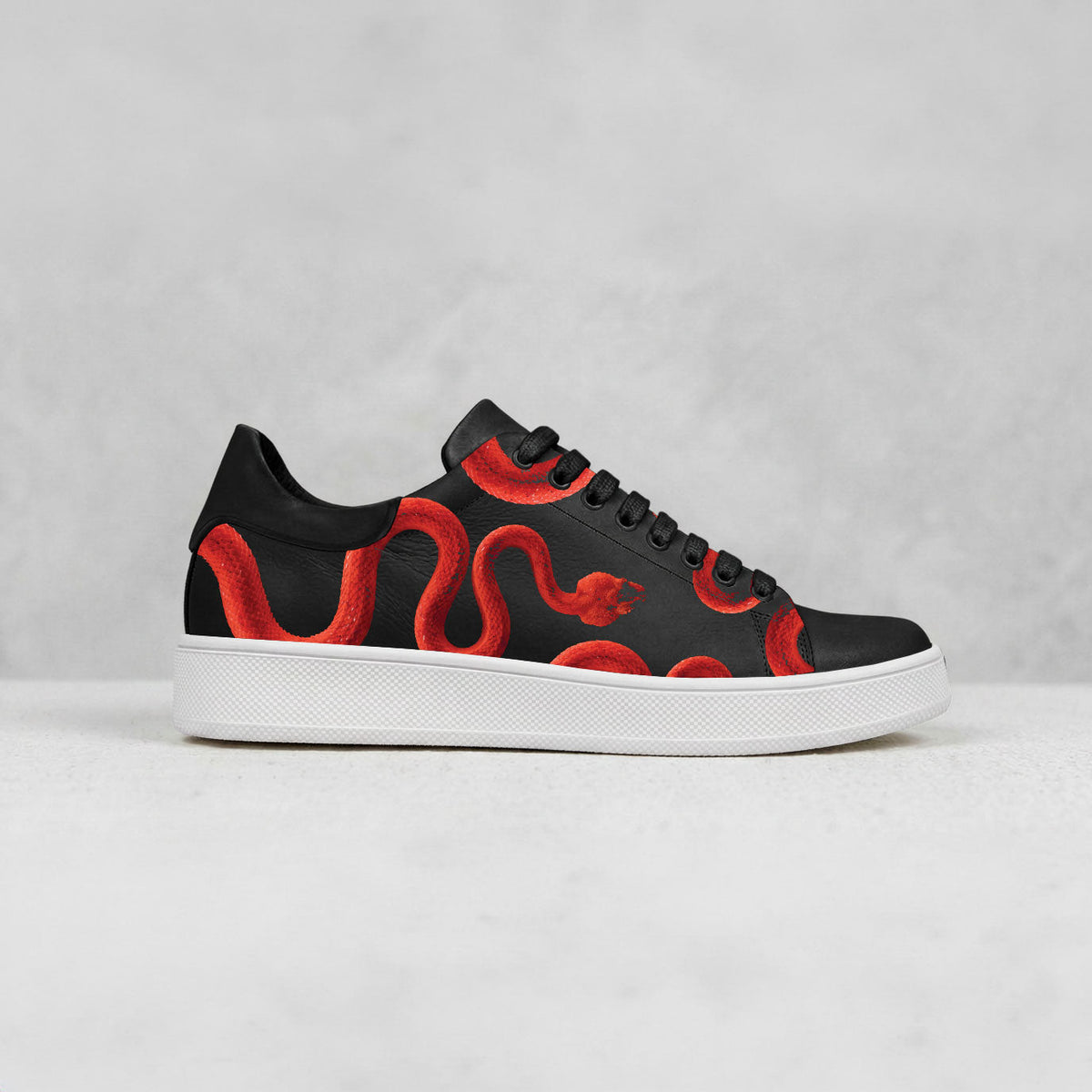 Walk on 3.0 Enemy Black