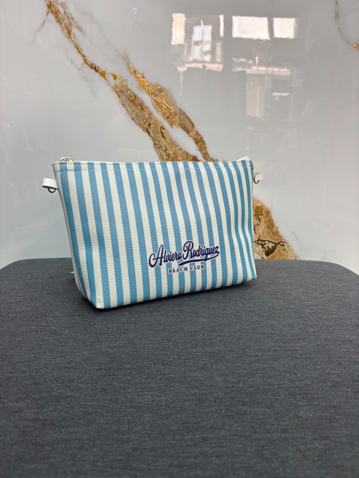Pochette Sakura con tracolla Bianco/Azzurro
