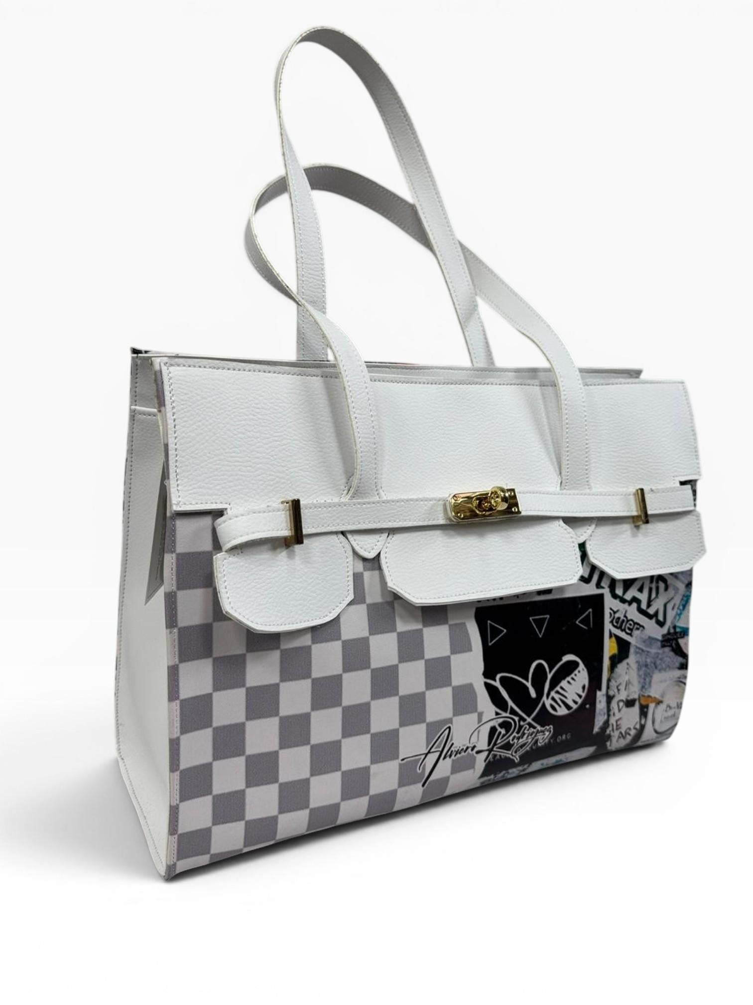 Borsa Brigitte Etichette Sfondo Bianco
