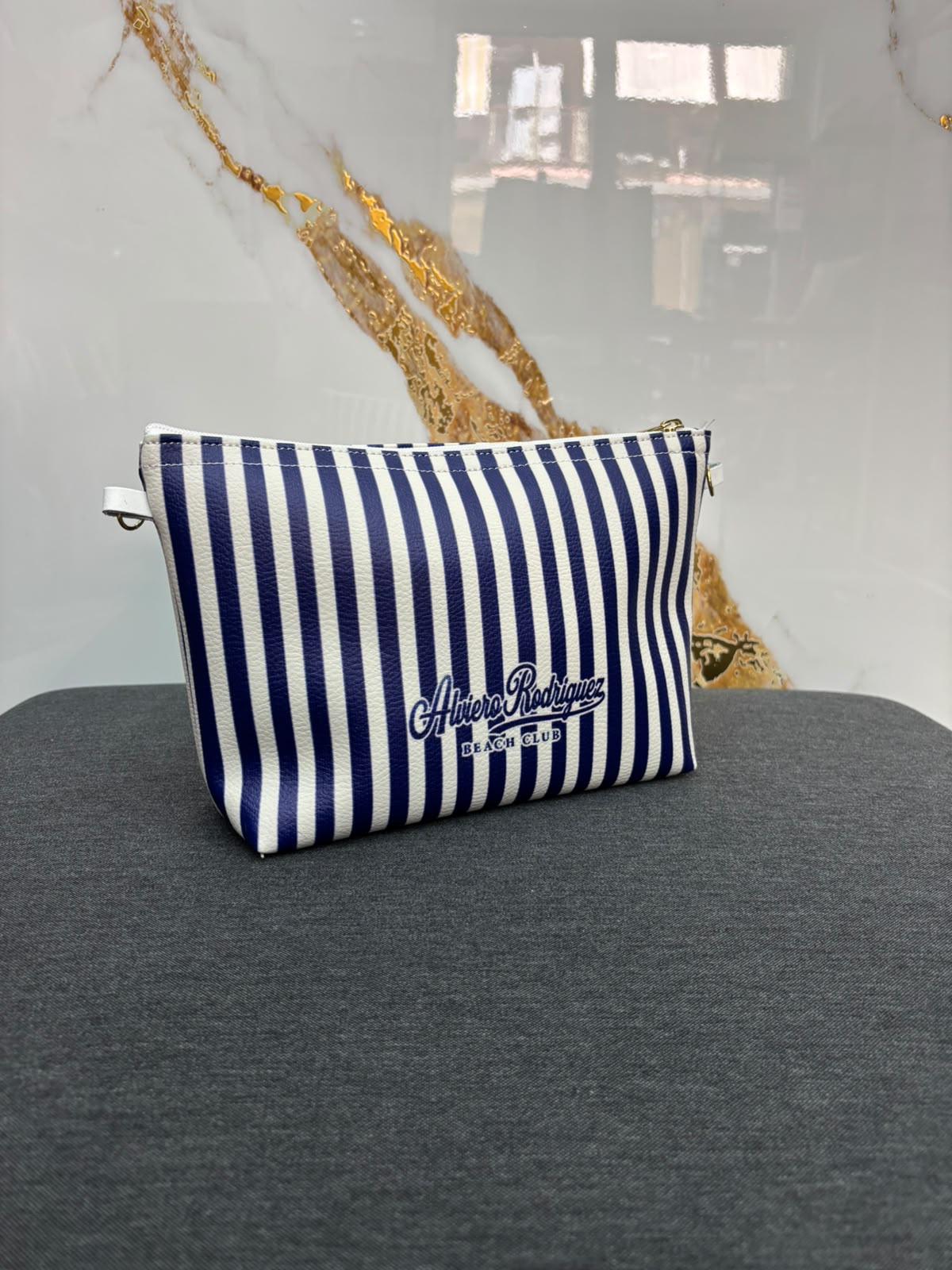 Pochette Sakura con tracolla Bianco/Blu