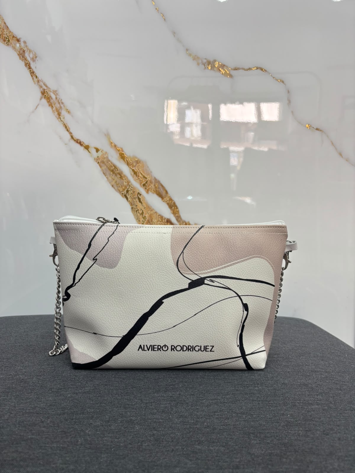 Pochette Sakura con tracolla "Classic"